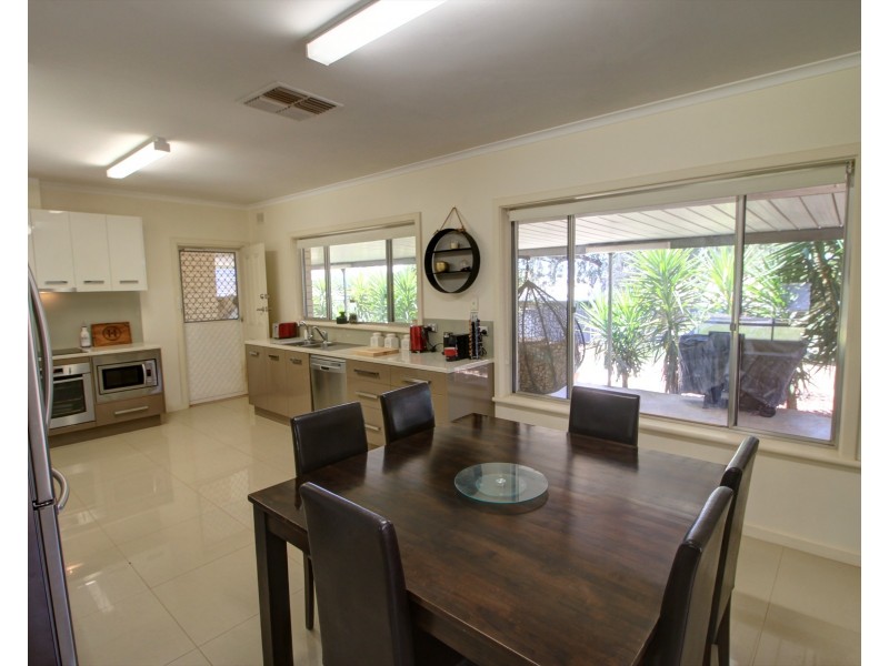 8 Aitken Street, Berri SA 5343