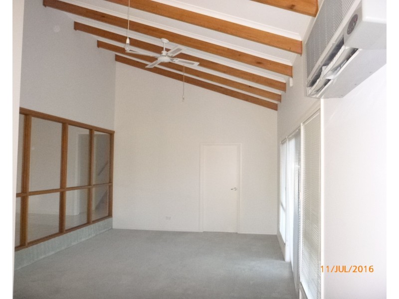 2 Links Crescent, Barmera SA 5345