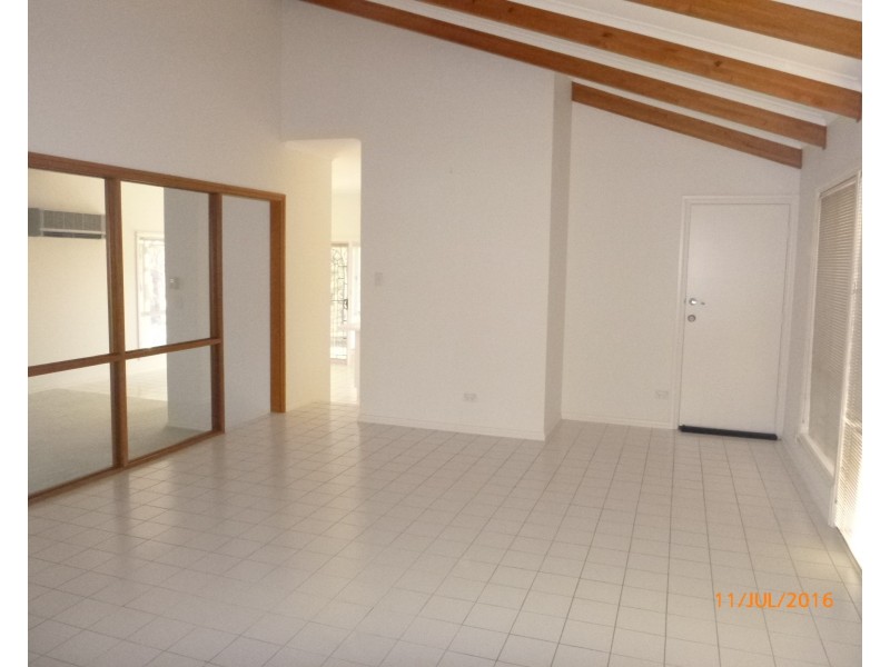 2 Links Crescent, Barmera SA 5345