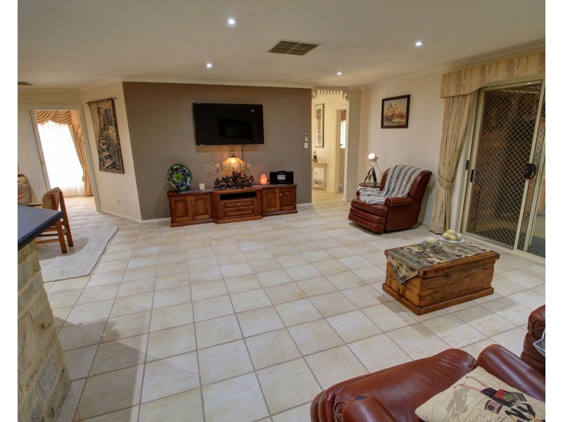 7 Sorrento Court, Renmark SA 5341