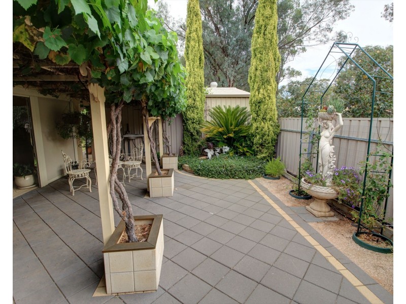 7 Sorrento Court, Renmark SA 5341