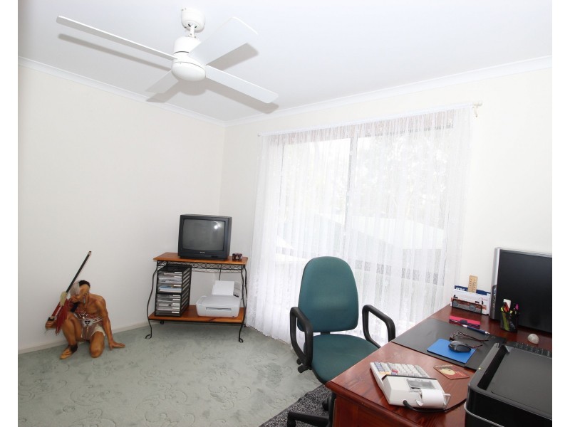 5 McPhee Avenue, Blanchetown SA 5357