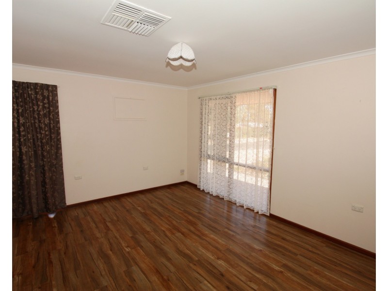 2 Pearson Court, Berri SA 5343