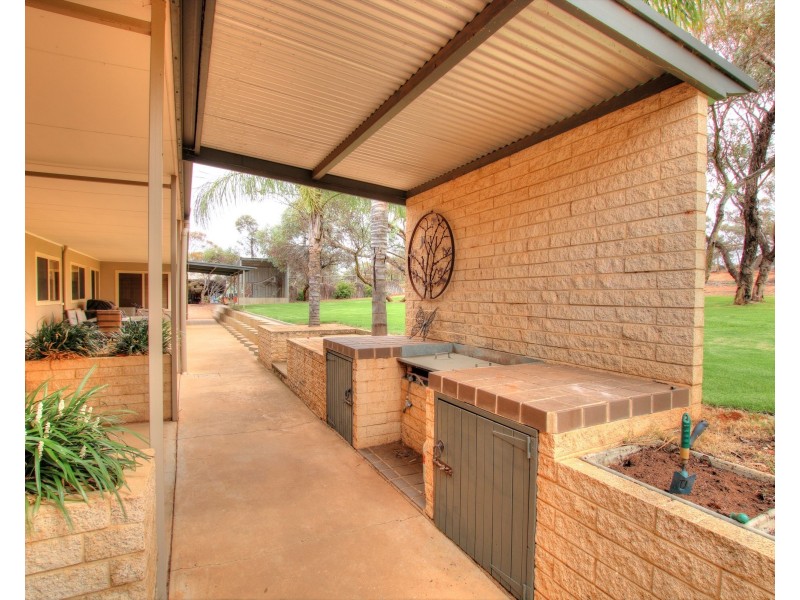 14 Muller Road, Monash SA 5342