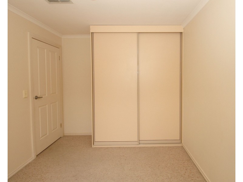 12 McLean Street, Berri SA 5343