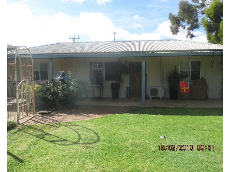 37 Second Street, Loxton SA 5333