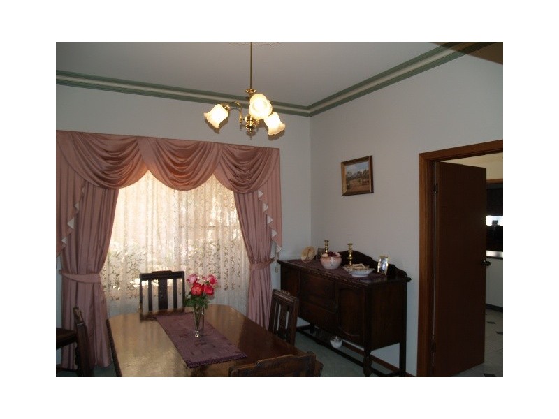 27 Marschall Street, Waikerie SA 5330