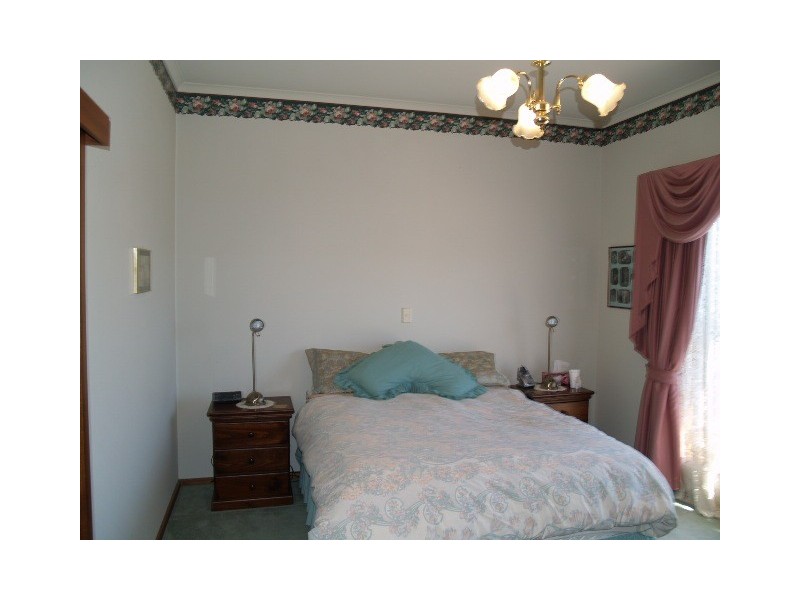 27 Marschall Street, Waikerie SA 5330