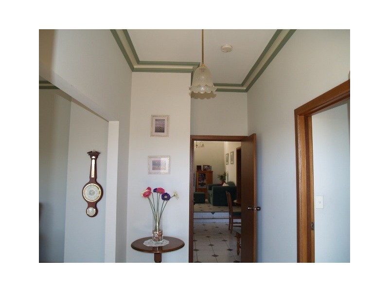 27 Marschall Street, Waikerie SA 5330