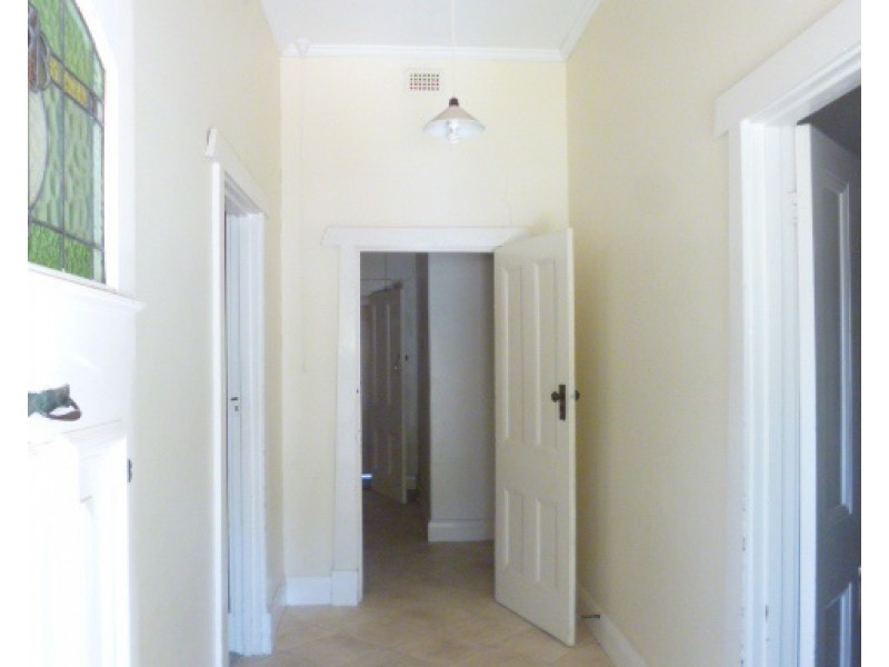 6 Henderson Street, Waikerie SA 5330