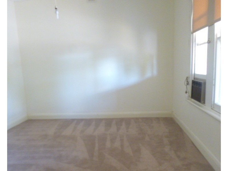 6 Henderson Street, Waikerie SA 5330