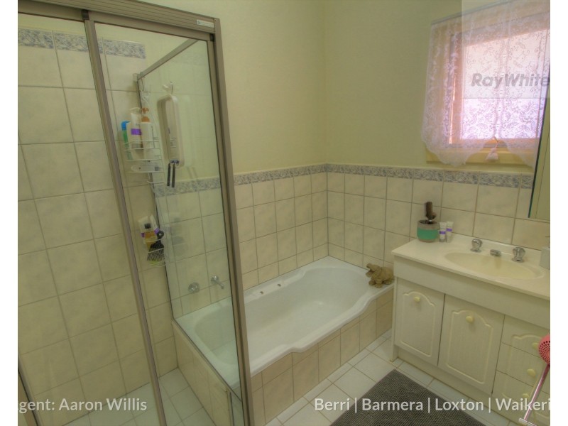 23 Mortimer Road, Berri SA 5343