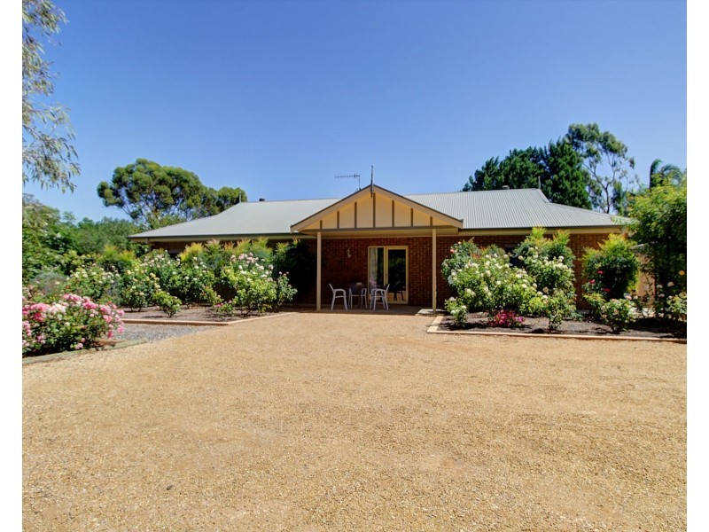 246 Bookmark Avenue, Renmark SA 5341