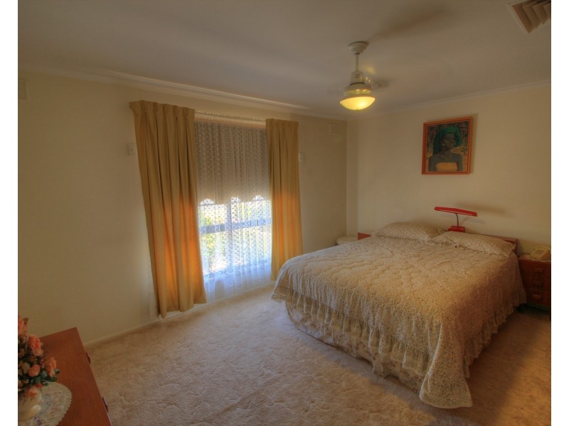 4 Sixth Street, Loxton SA 5333