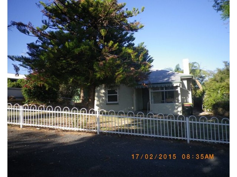 37 Laffer Street, Barmera SA 5345