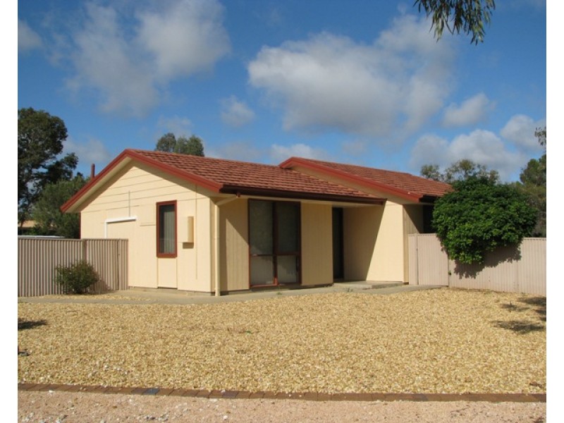 5 Tiller Crescent, Waikerie SA 5330