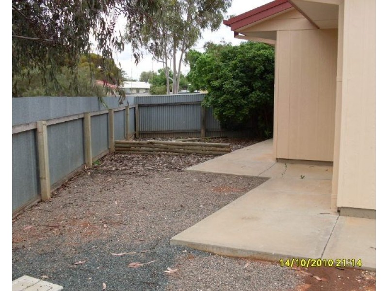 5 Tiller Crescent, Waikerie SA 5330