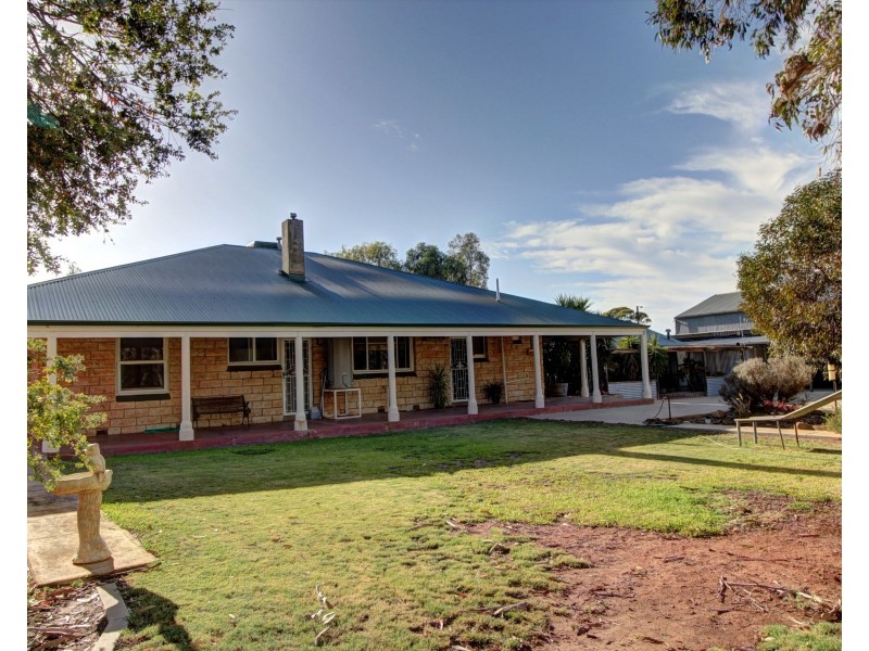 272 Crase Road, Loxton SA 5333