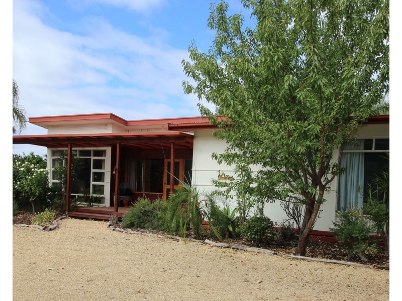 169 Ramco Road, Waikerie SA 5330