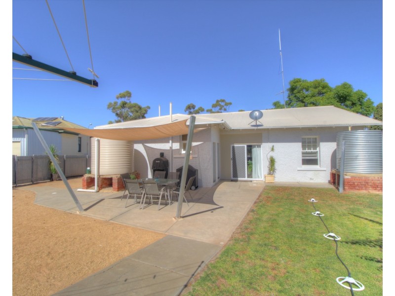 3 Barwell Avenue, Barmera SA 5345