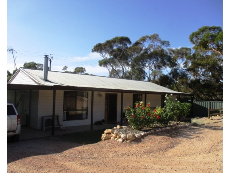113 Holdertop Road, Waikerie SA 5330