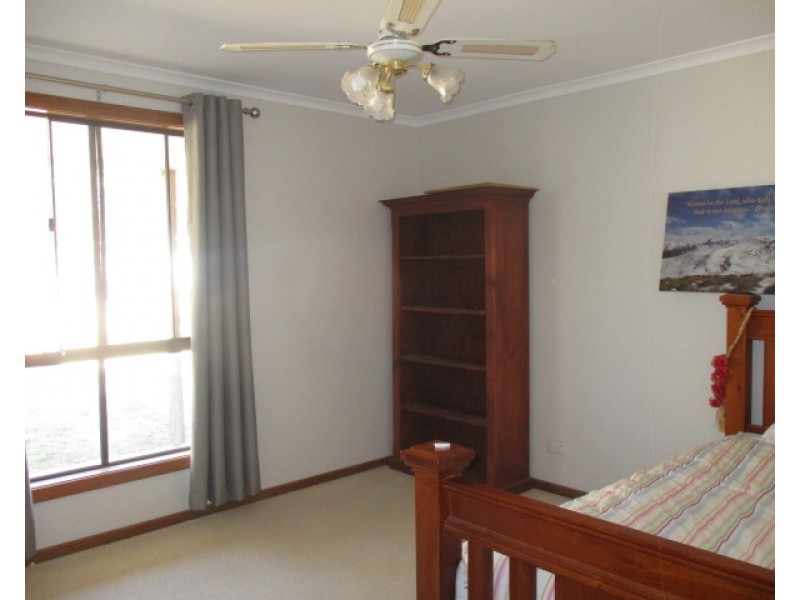 113 Holdertop Road, Waikerie SA 5330