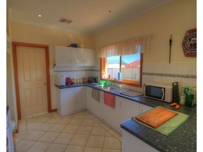 11 Stasinowsky Court, Loxton SA 5333