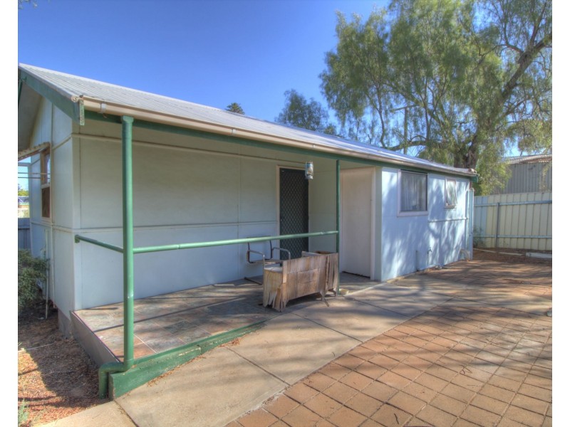 1 and 1A Kealley Street, Berri SA 5343