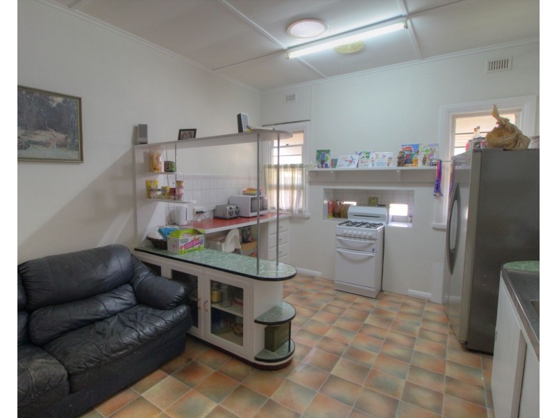 1 and 1A Kealley Street, Berri SA 5343