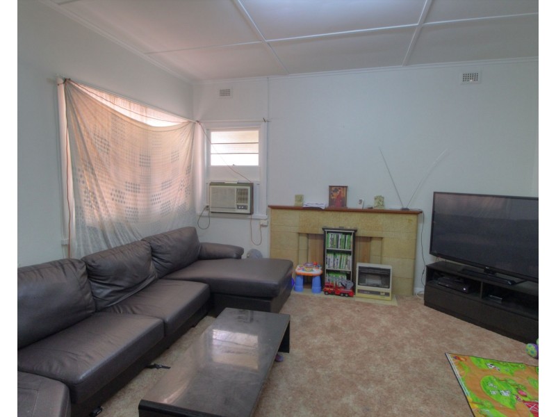 1 and 1A Kealley Street, Berri SA 5343