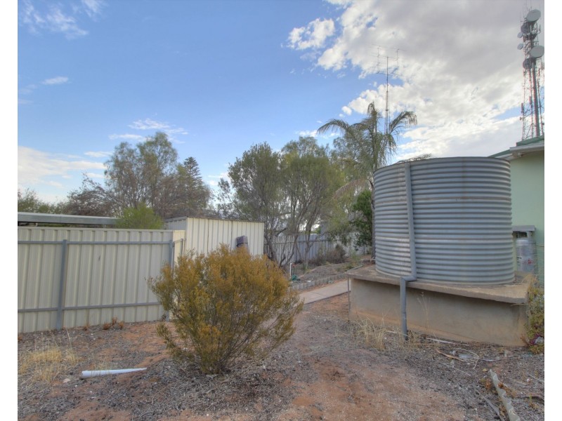 1 and 1A Kealley Street, Berri SA 5343