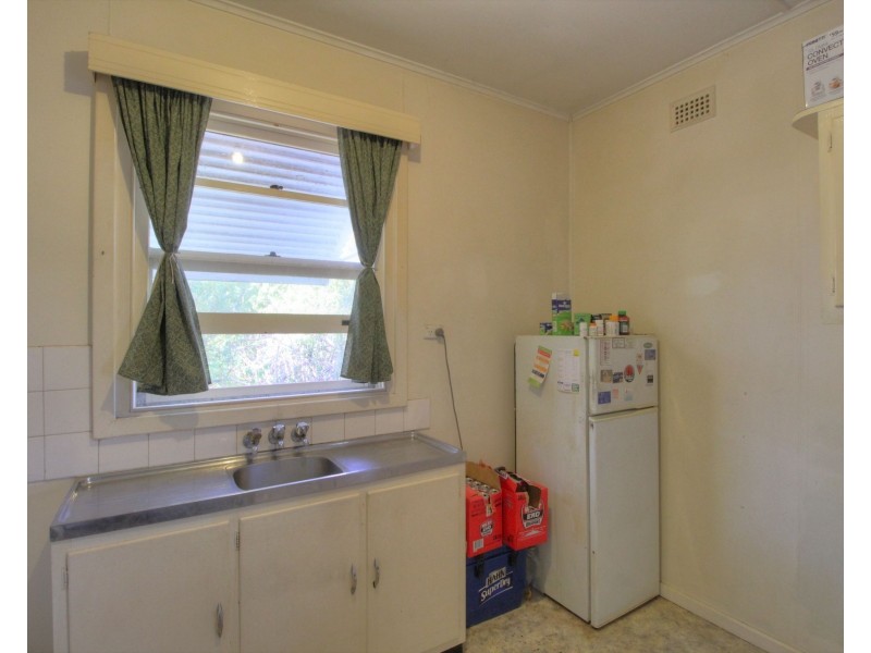 1 and 1A Kealley Street, Berri SA 5343