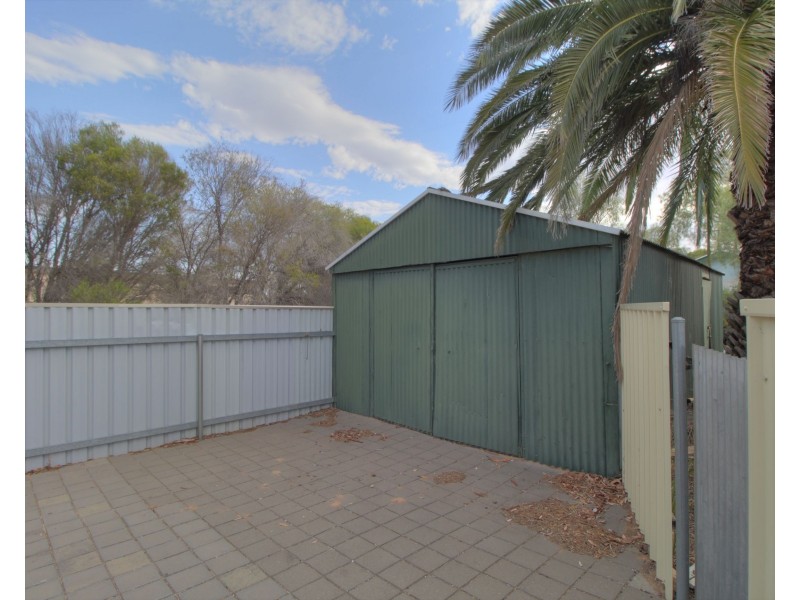 1 and 1A Kealley Street, Berri SA 5343