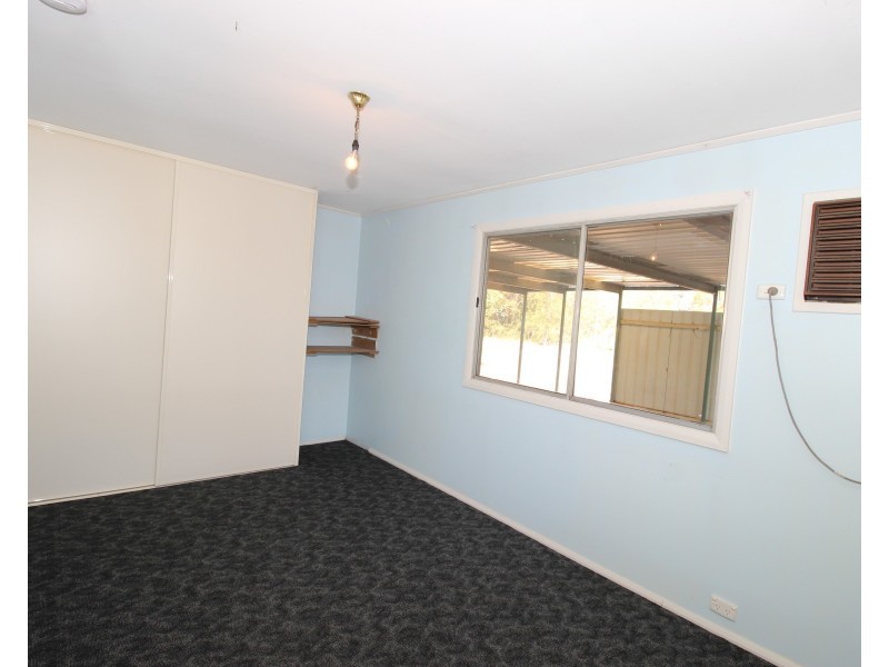 9 Foster Road, Waikerie SA 5330