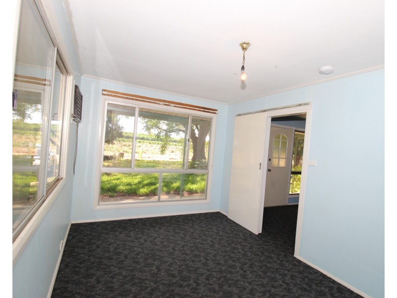 9 Foster Road, Waikerie SA 5330