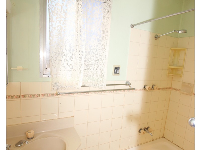 9 Foster Road, Waikerie SA 5330