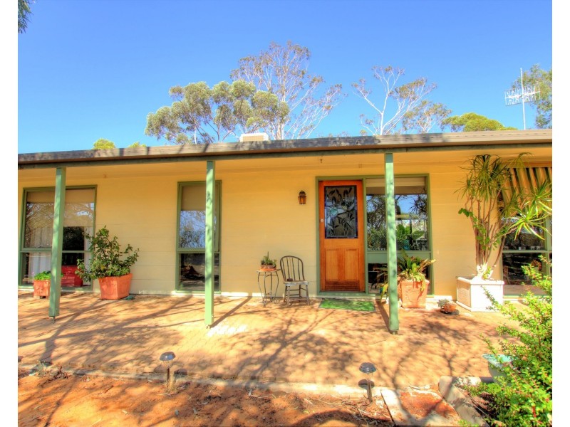 18722 Sturt Highway, Monash SA 5342