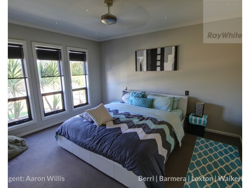 36 Phillips Road, Berri SA 5343