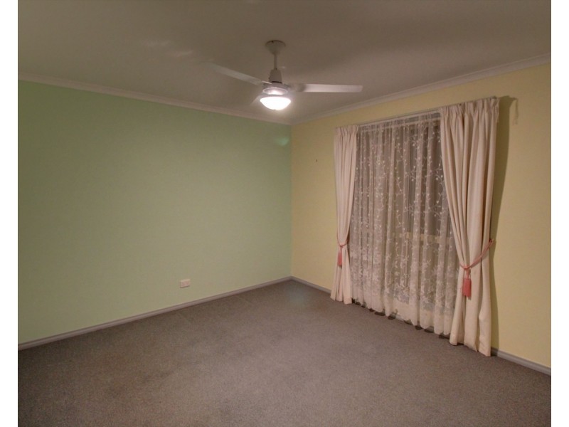 4 Nalara Avenue, Loxton SA 5333
