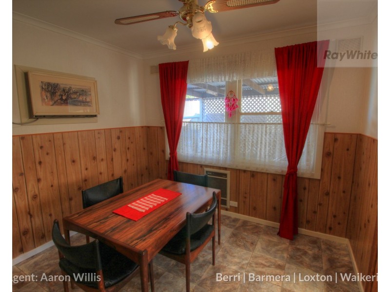 16 Collins Street, Barmera SA 5345