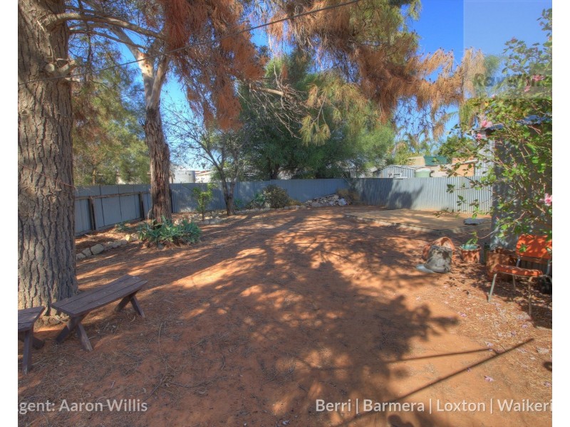 16 Collins Street, Barmera SA 5345
