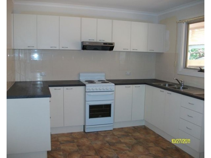 2 Don Elliott, Waikerie SA 5330