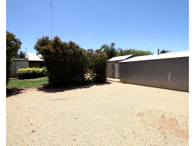 13 Dickerson Street, Barmera SA 5345
