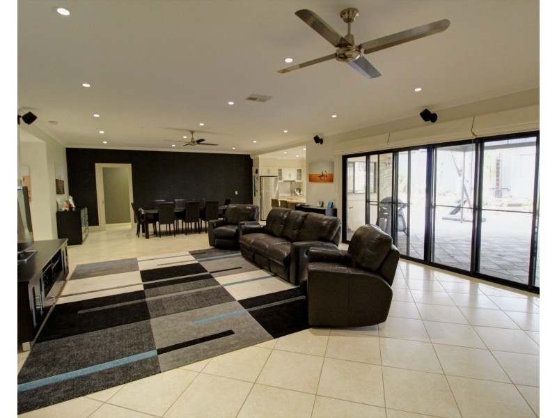 11 Nalara Avenue, Loxton SA 5333