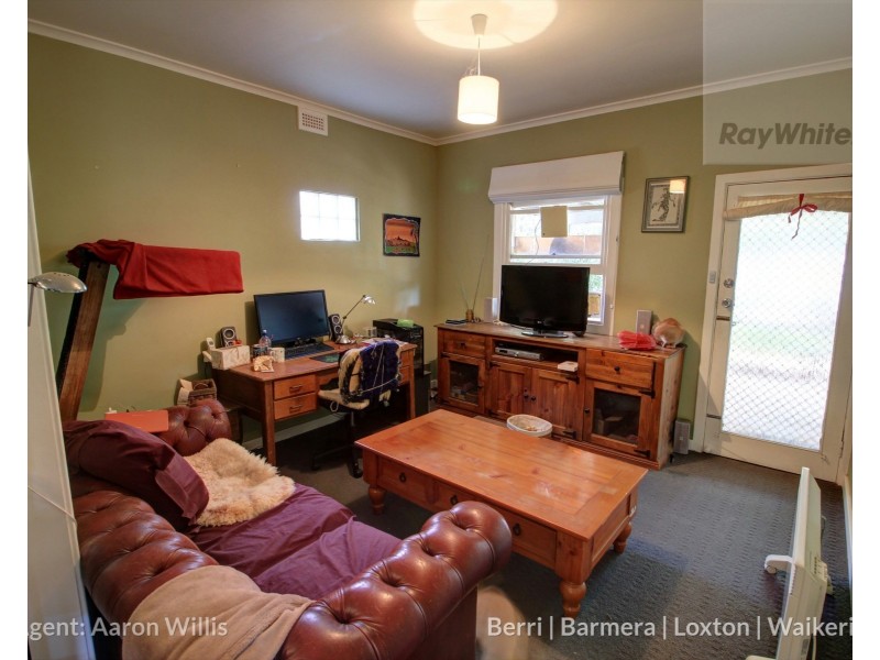 121 Paruna Road, Loxton SA 5333