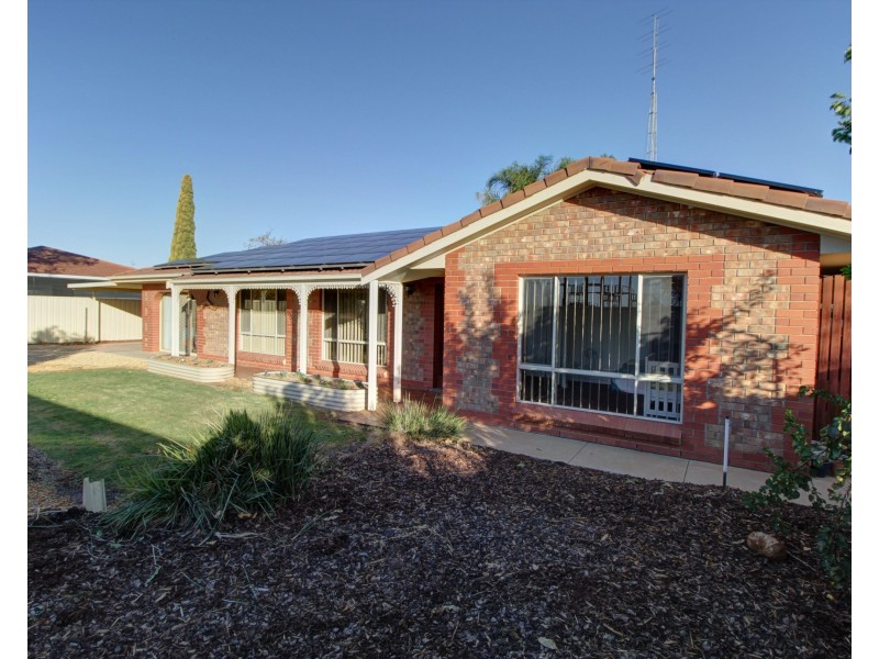 12 Alamein Avenue, Loxton SA 5333