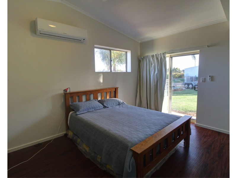 12 Alamein Avenue, Loxton SA 5333