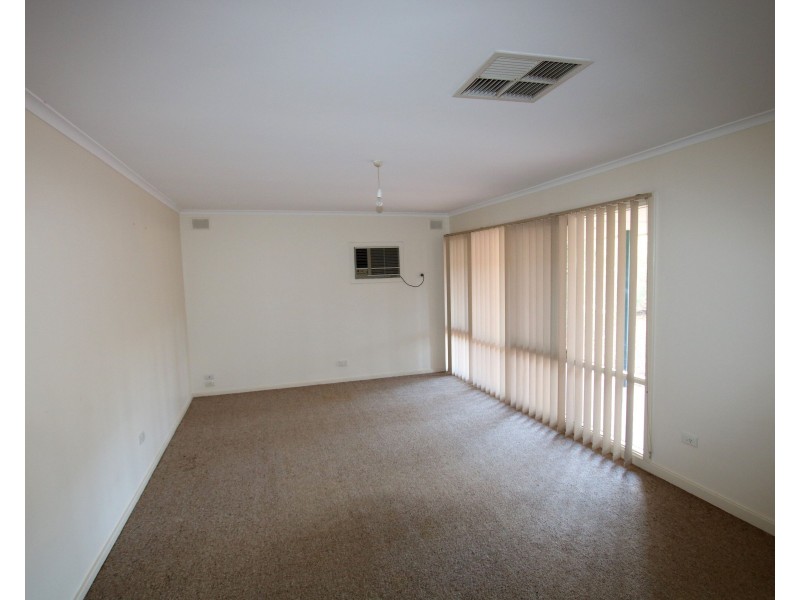 62 Drabsch Street, Loxton SA 5333