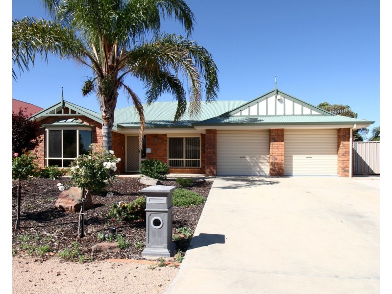 12 McLean Street, Berri SA 5343