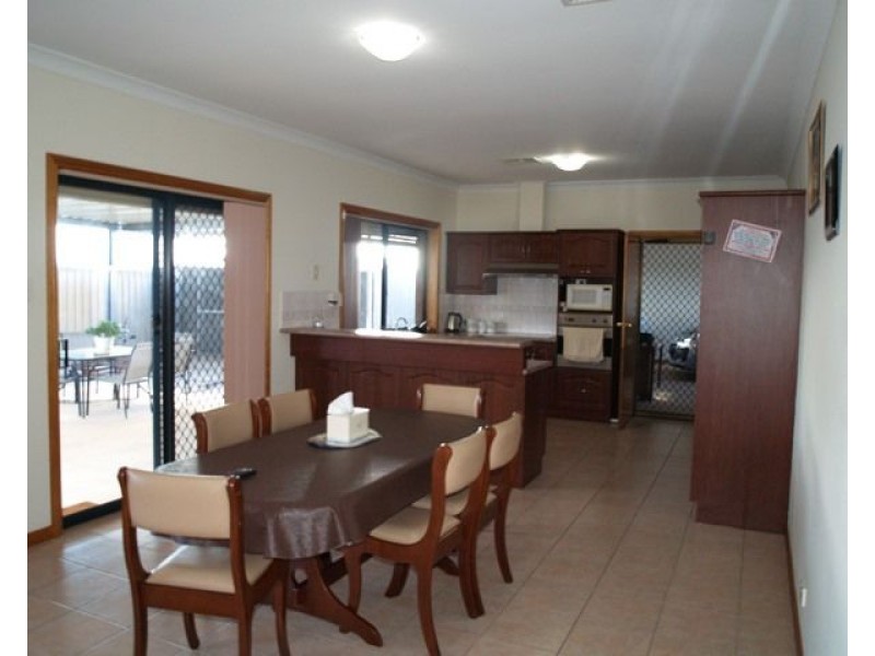 6 Wilton Court, Waikerie SA 5330